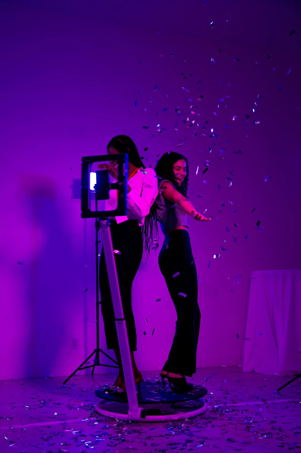 360 photo booth party in Bend with confetti